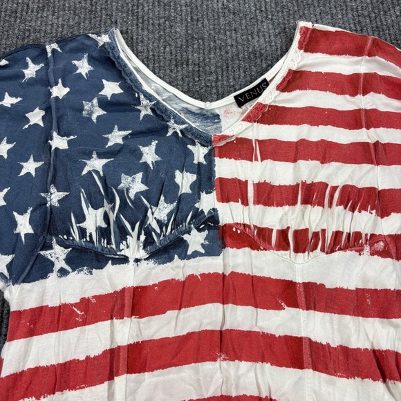 VENUS Tops - Venus American Flag Top Women Size L Red White Blue Stars Stripes Flutter Sleeve